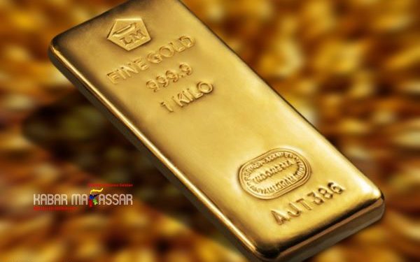 Harga Emas Meningkat karena Dolar Melemah dan Ketegangan Global