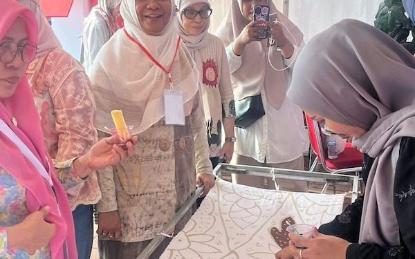 Pameran Inovasi dan Pasar Pop Art Gema Kampus Unhas Tampilkan Puluhan Karya