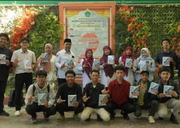 Peluncuran Buku Bunga Rampai Riset oleh MAN 2 Kota Makassar