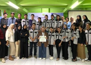 Pelatihan Jurnalistik Dasar untuk Jurnalis Muda oleh Hikompacti
