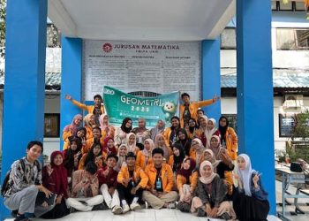 HMJ Matematika FMIPA UNM Sukses Gelar GEOMETRI 8 Daerah Rayon 1 di Sulsel