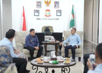 Bahas Sampah dan Infrastruktur Pulau Makassar Bersama Eddy Soeparno