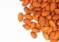 Kacang Almond Camilan Sehat Kaya Nutrisi untuk Jantung dan Kesehatan Gula Darah