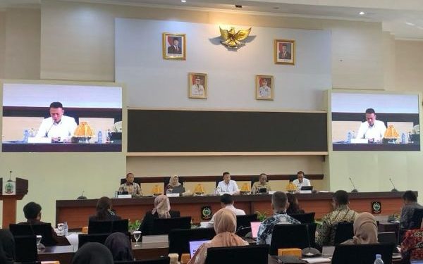 Kunjungan Kerja di Sulsel, Komisi VI DPR RI Minta BUMN Tingkatkan Ekspansi Pasar
