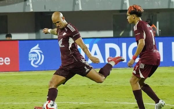 PSM Makassar Kalahkan Persija 2-0 di Liga Super