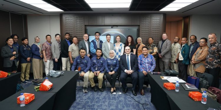 Forum Kesehatan Genomik 2025 Inggris Indonesia Sepakati Kemitraan Strategis Inovasi Global