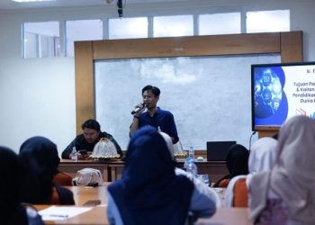 Transformasi Masalah Jadi Peluang dalam Alumni Talk di Nobel Indonesia Institute
