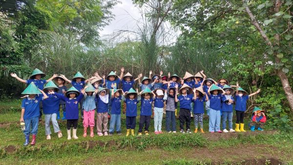 Sekolah Alam PG-TK Belajar Seru di Kebun Denassa Gowa