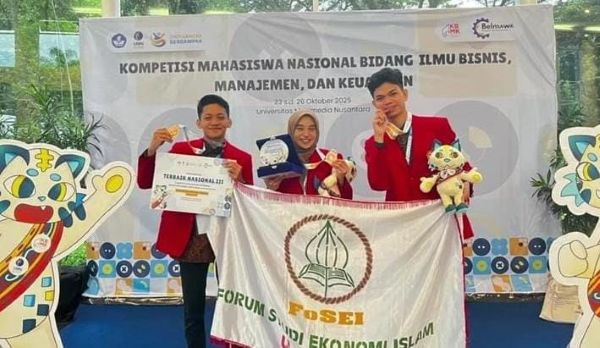 Tim Unhas Raih Juara Tiga Nasional dalam Kompetisi Bisnis Manajemen dan Keuangan 2025
