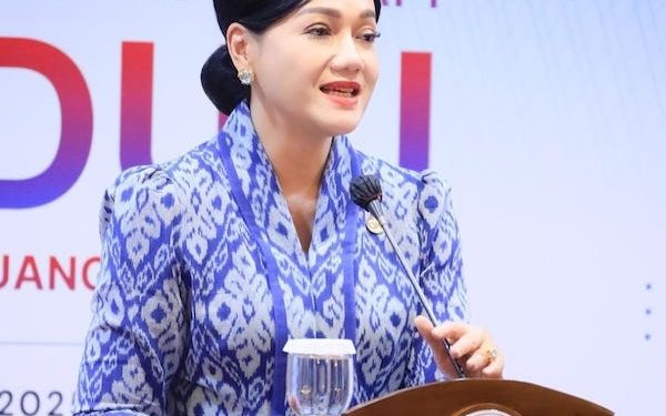 Buku PMI Cerdas Finansial Diluncurkan Dukung Kemandirian Ekonomi Pekerja Migran
