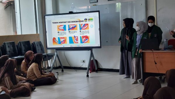 SMA Bosowa Makassar Terima Kunjungan Sosialisasi Fakultas Kedokteran Gigi UMI