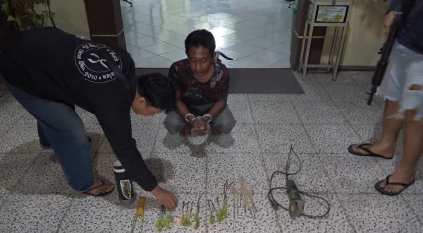 Penangkapan Pembuat Busur di Tamalate dengan Puluhan Anak Panah Disita