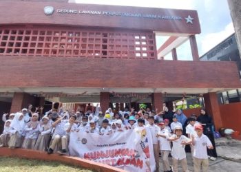 Kunjungan Edukatif SD Sekolah Alam ke Perpustakaan Gowa