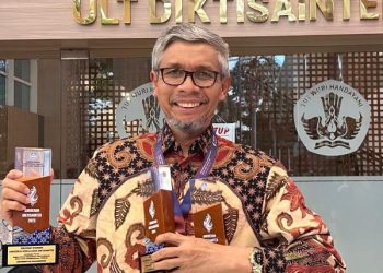 Unhas Raih 5 Penghargaan Bergengsi di Anugerah Diktisaintek 2025