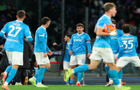 Napoli Tertahan Imbang 2-2 Melawan Hellas Verona dan Gagal Ke Puncak Klasemen
