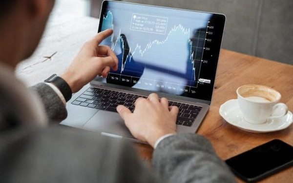 IHSG Turun di Awal Perdagangan, Rebalancing MSCI dan The Fed Menjadi Perhatian Utama