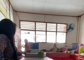 Protes Pergantian Posisi oleh Adik Kepsek, Guru Honorer di Jeneponto Dipecat